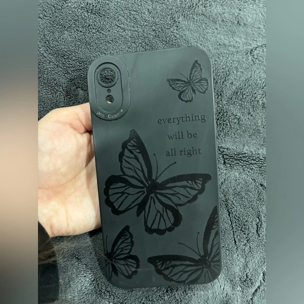 iPhone XR cases bundle - Picture 5 of 5